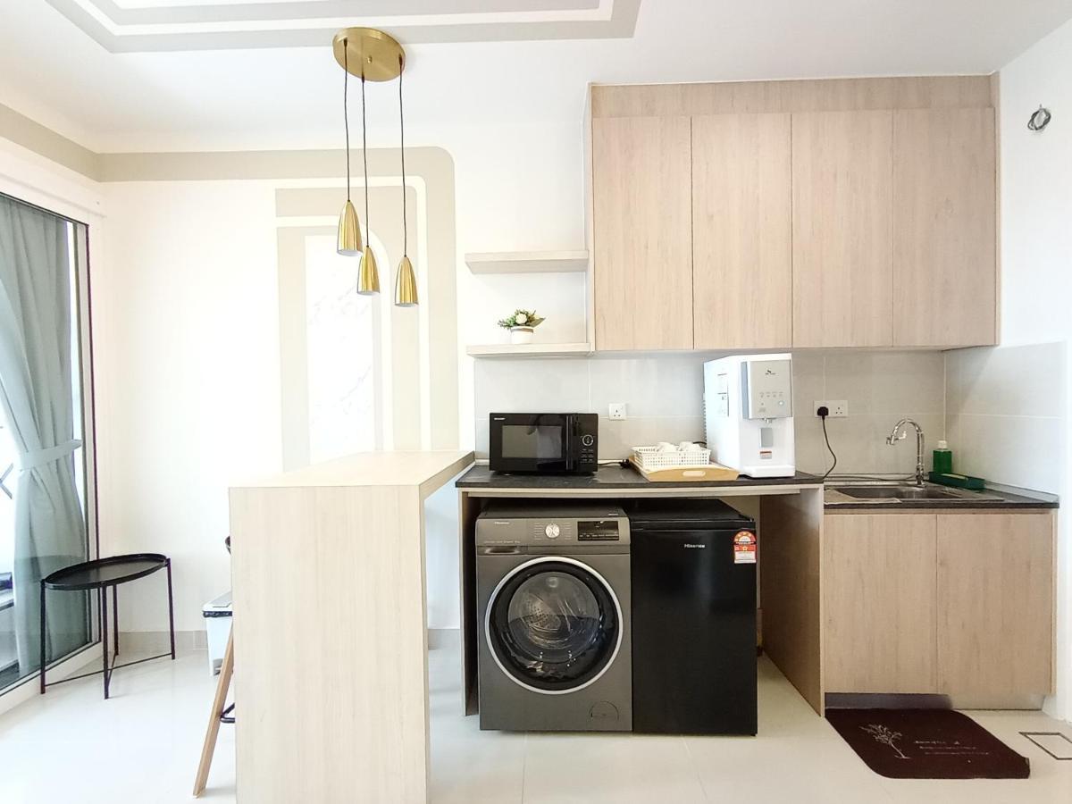 Apartment K Seaview At The Shore,