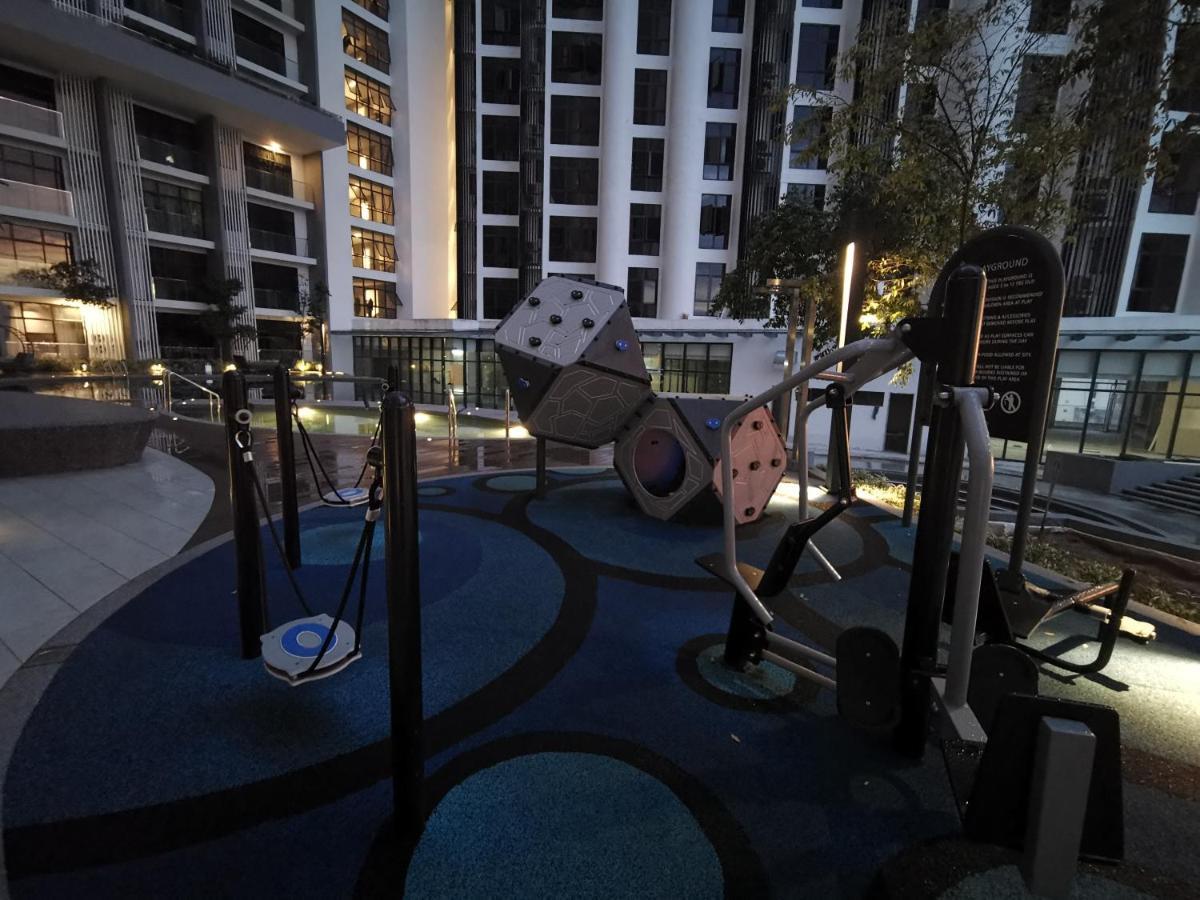 Apartment K Seaview At The Shore,
