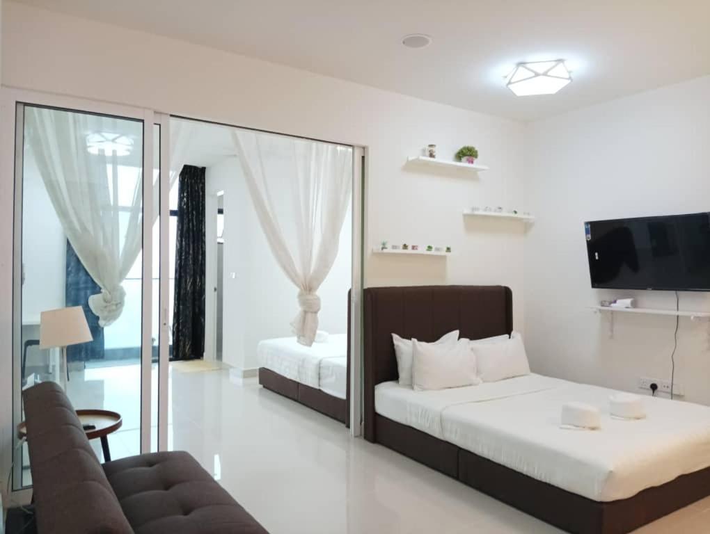 Apartment K Seaview At The Shore,